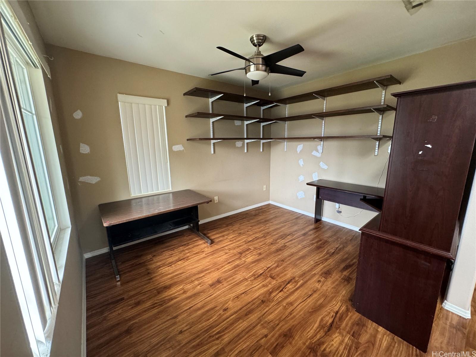 91-1077 Kaihi St Ewa Beach - Rental - photo 2 of 7