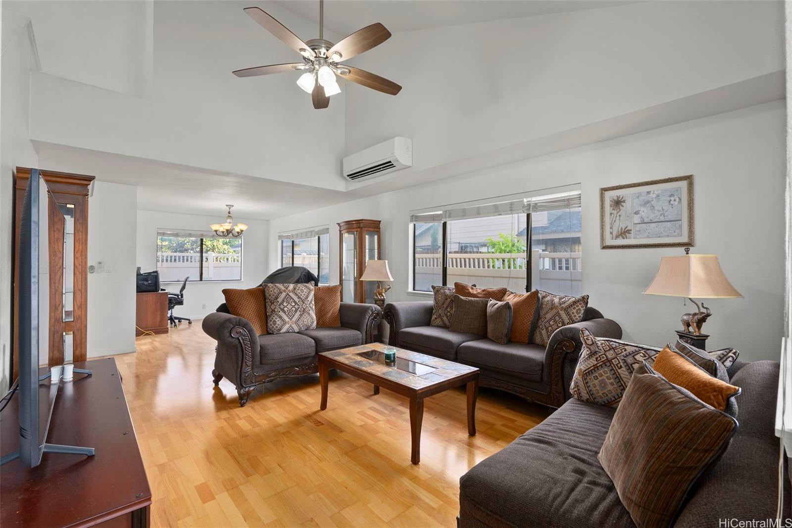 91-1077  Pakaweli Street Kapolei-kai, Ewaplain home - photo 2 of 22