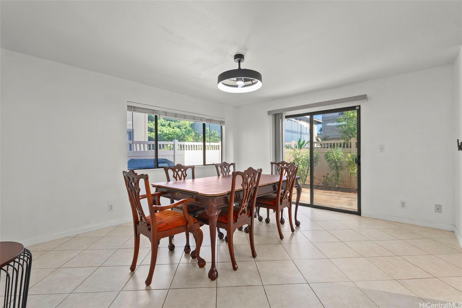 91-1077  Pakaweli Street Kapolei-kai, Ewaplain home - photo 5 of 22