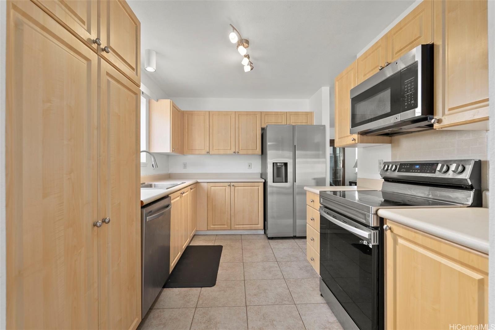 91-1077  Pakaweli Street Kapolei-kai, Ewaplain home - photo 7 of 22