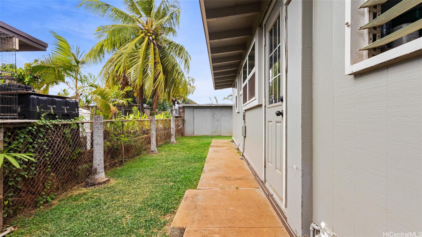 91-1078  Hanaloa St Ewa Beach, Ewaplain home - photo 23 of 25