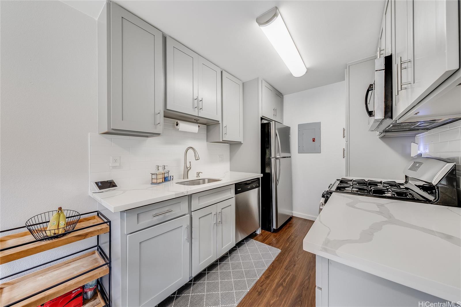 91-1079 Puamaeole St Ewa Beach - Rental - photo 7 of 25