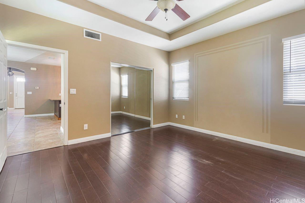 91-1085  Kai Weke Street Ocean Pointe, Ewaplain home - photo 15 of 25