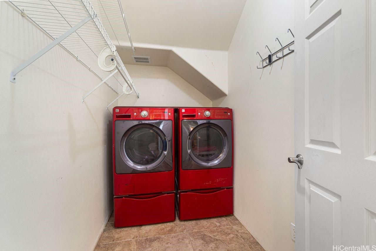 91-1085  Kai Weke Street Ocean Pointe, Ewaplain home - photo 16 of 25