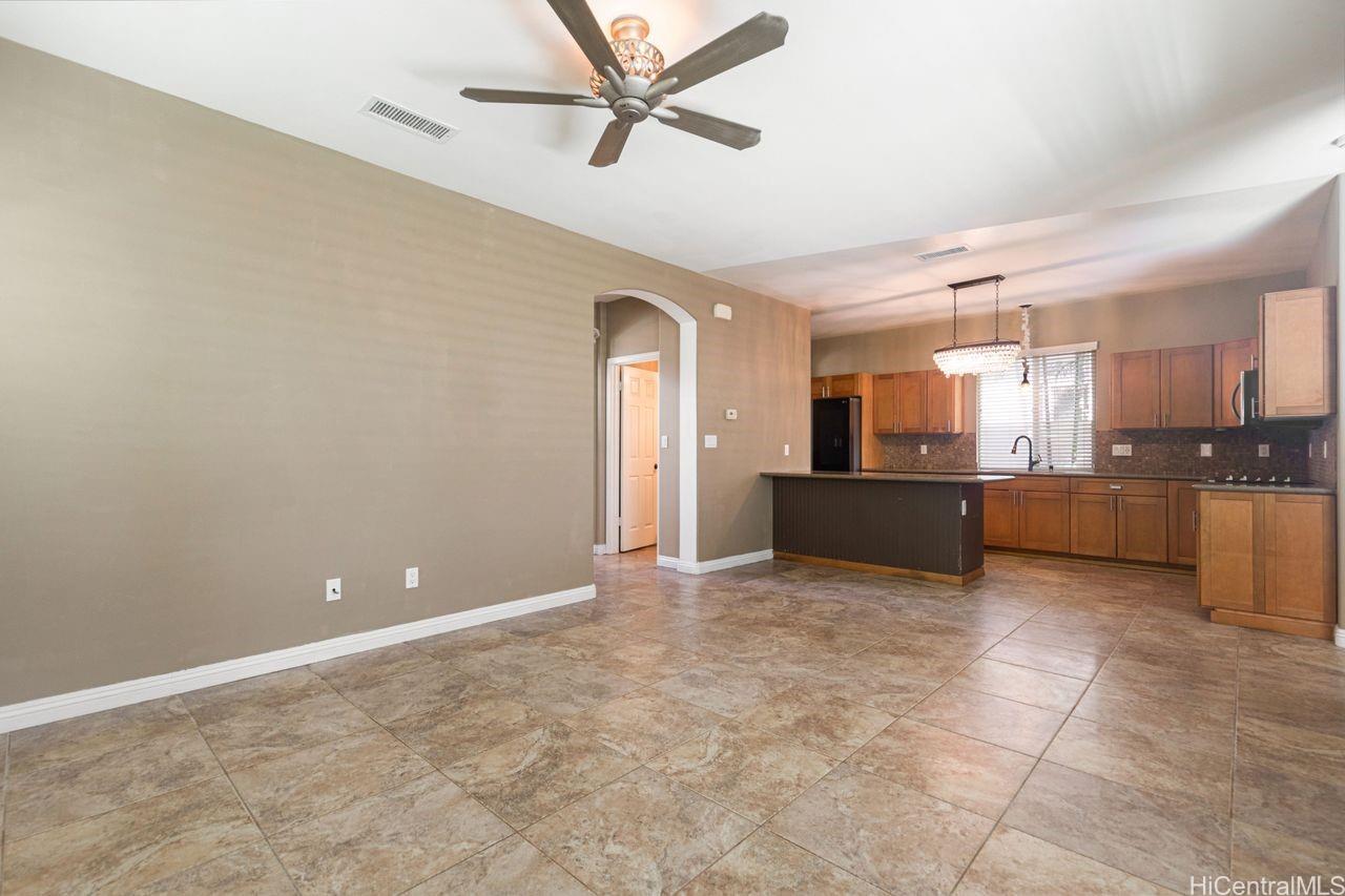 91-1085  Kai Weke Street Ocean Pointe, Ewaplain home - photo 9 of 25