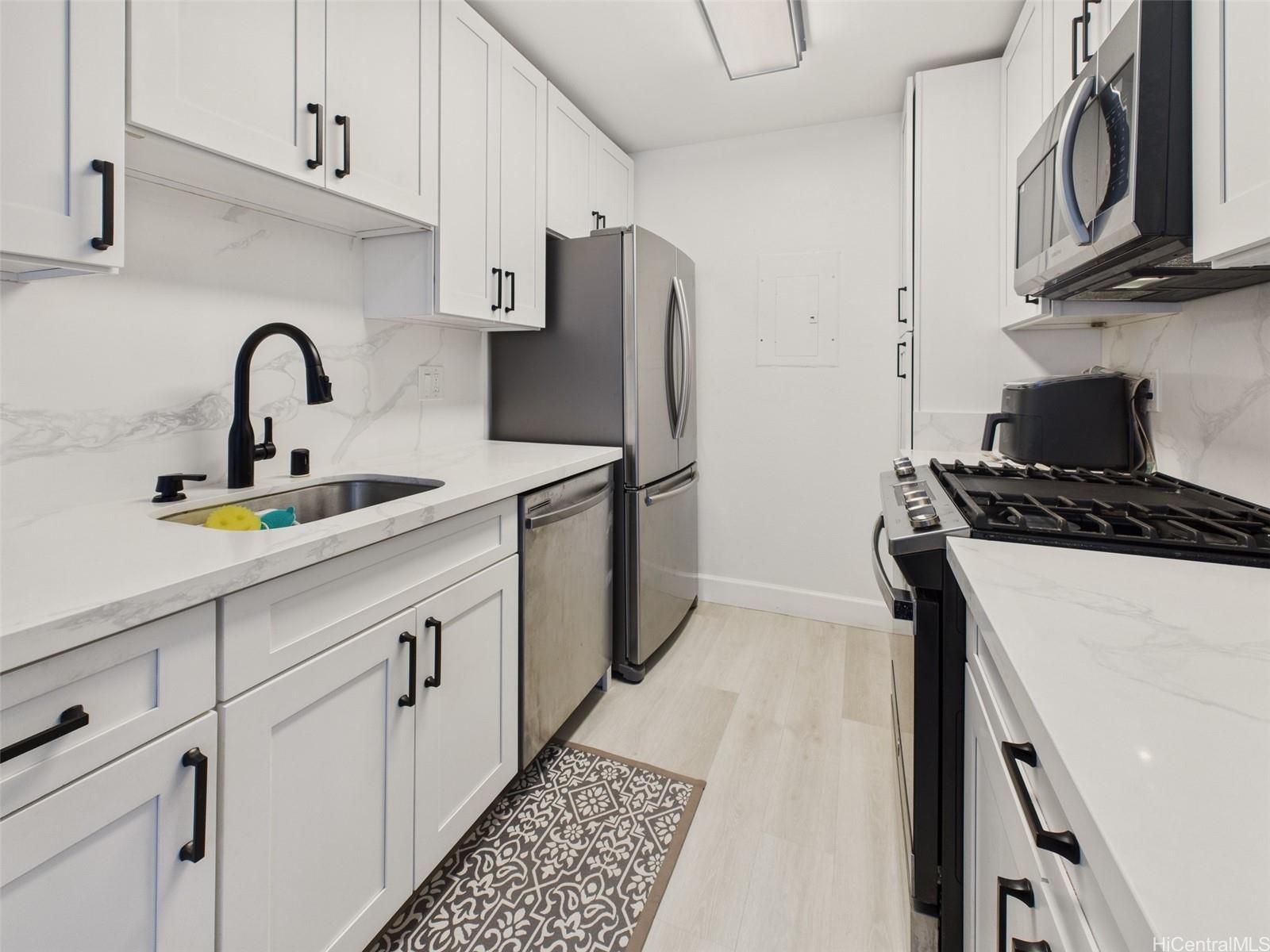 Palm Villas condo # 15A, Ewa Beach, Hawaii - photo 12 of 25