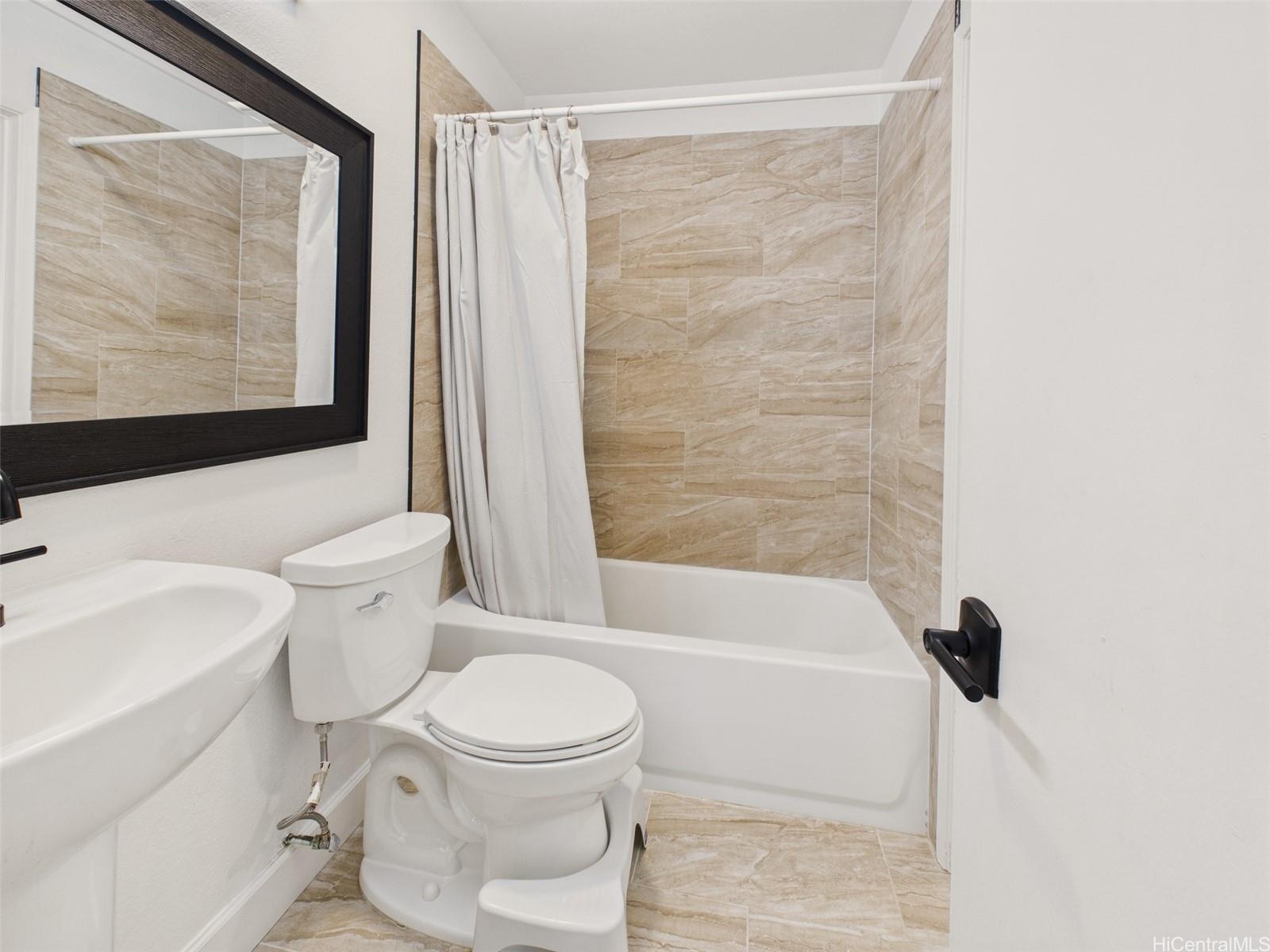 Palm Villas condo # 15A, Ewa Beach, Hawaii - photo 3 of 25