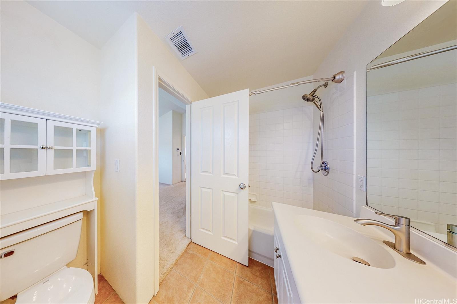 91-1092  Kaileolea Drive Ocean Pointe, Ewaplain home - photo 13 of 25