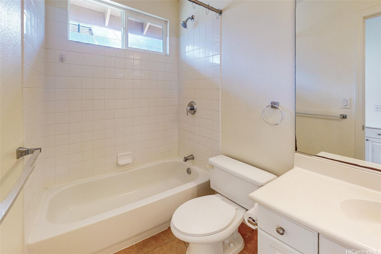 91-1092  Kaileolea Drive Ocean Pointe, Ewaplain home - photo 16 of 25