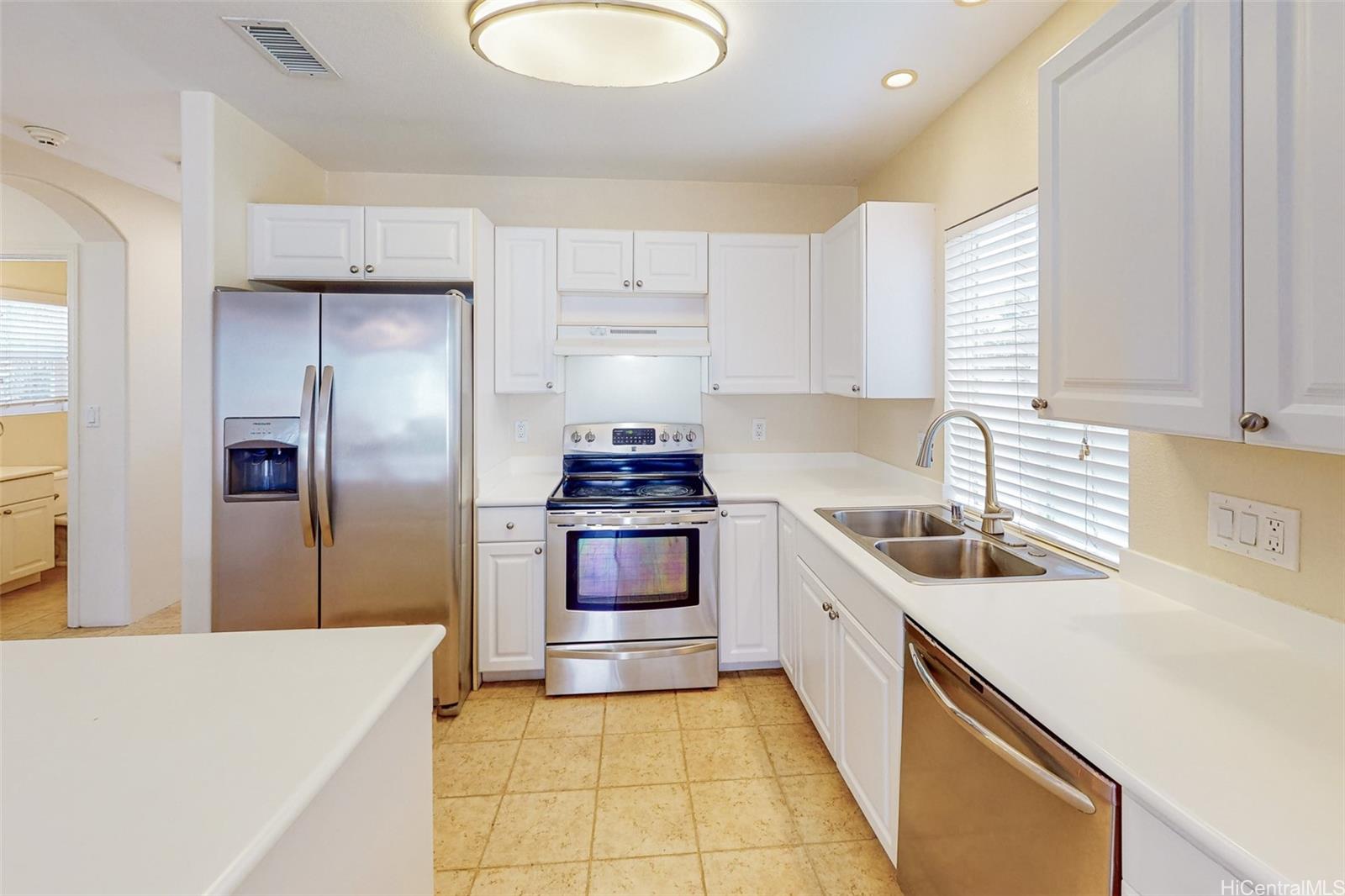 91-1092  Kaileolea Drive Ocean Pointe, Ewaplain home - photo 5 of 25