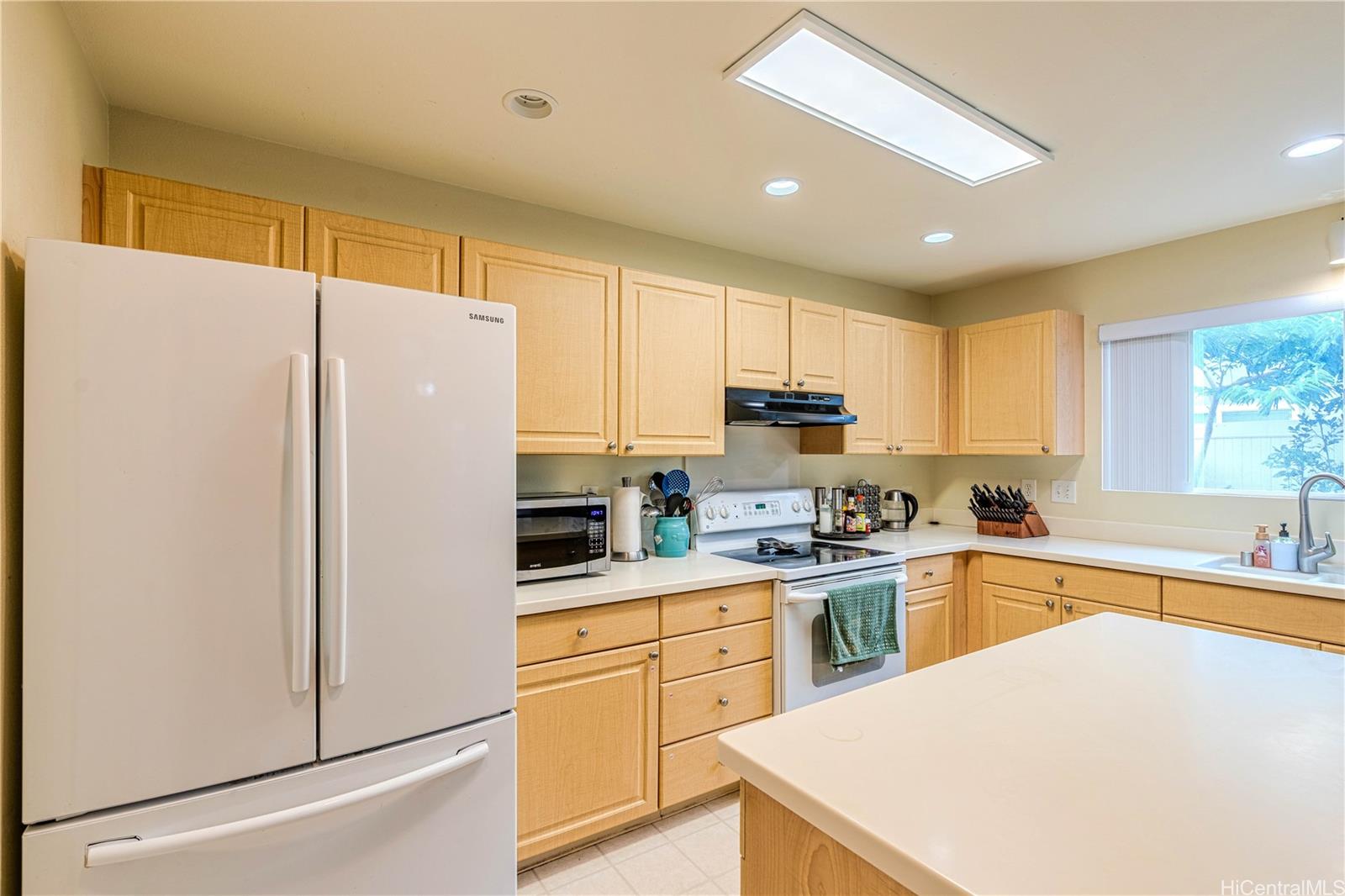 91-1096  Hoowalea St Ewa Gen Prescott, Ewaplain home - photo 10 of 15