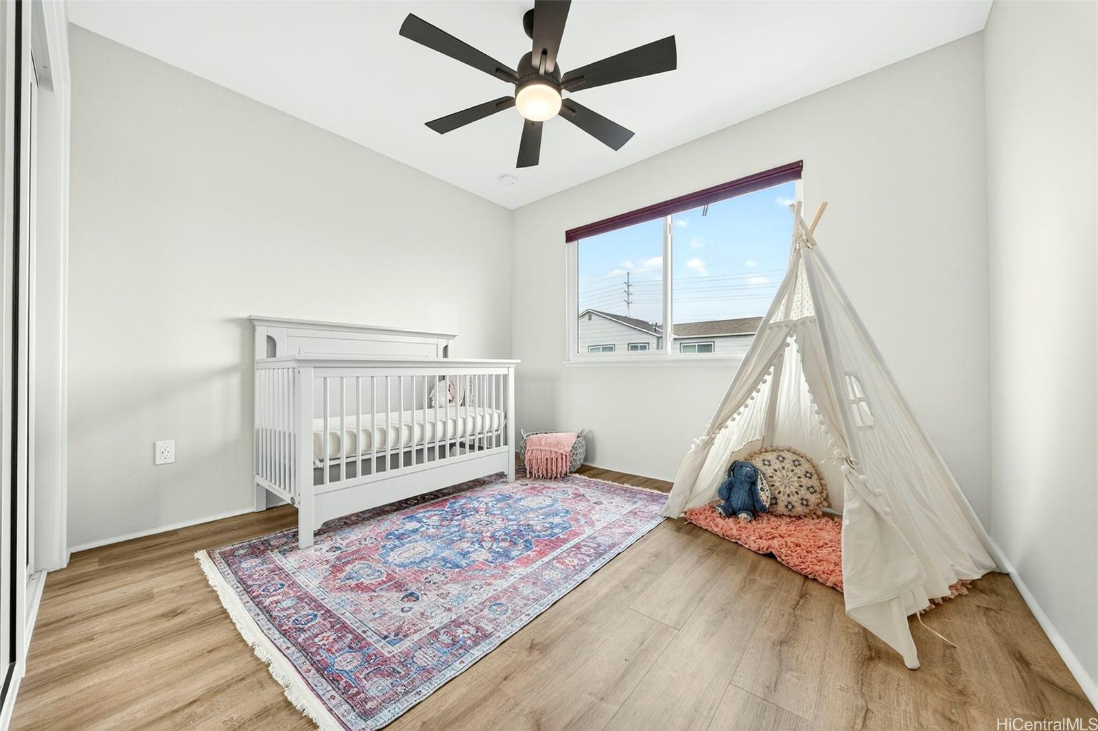 91-1101  Franklin D Roosevelt Ave ,  home - photo 21 of 25