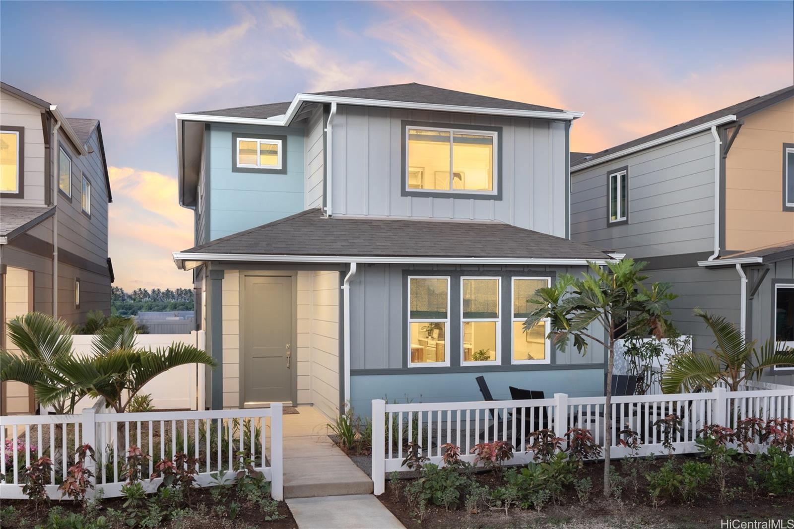 91-1101  Franklin D Roosevelt Ave Kaulu, Ewaplain home - photo 2 of 5