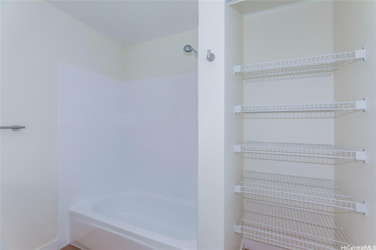 Villages of Kapolei townhouse # 3H, Kapolei, Hawaii - photo 5 of 25