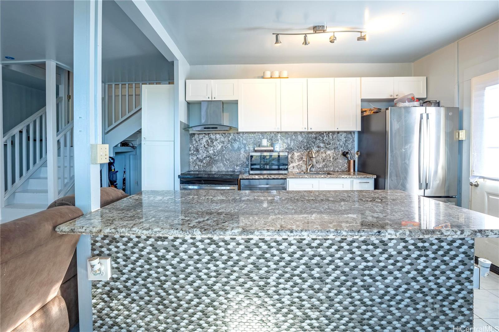 91-1102  Paeheulu Street Ewa Villages, Ewaplain home - photo 3 of 18