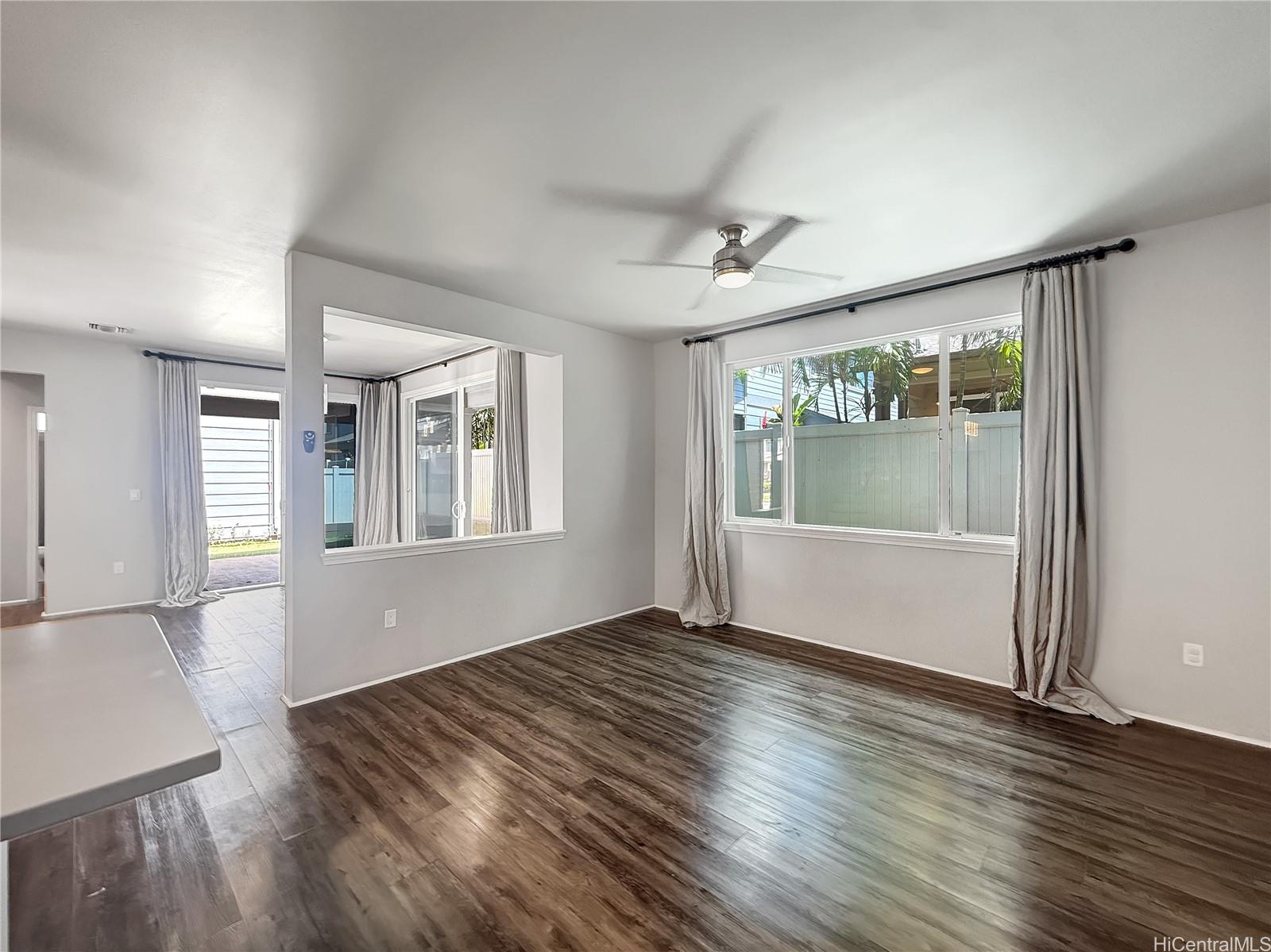 91-1104  Hokua St Ewa Gen Coral Ridge, Ewaplain home - photo 4 of 21