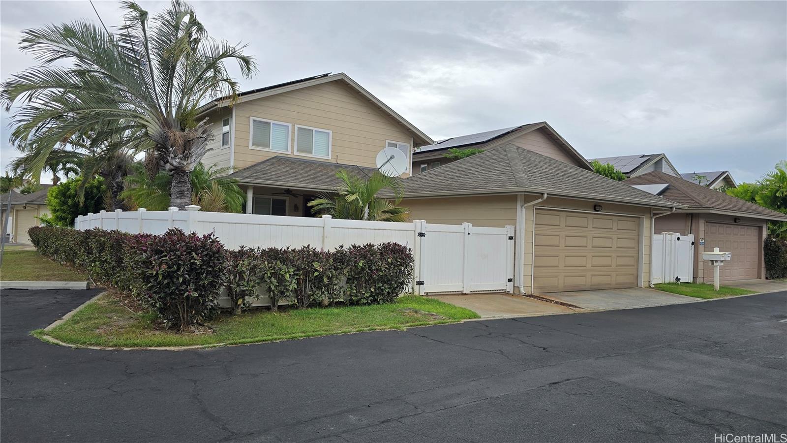 91-1111  Kaiko Street Ocean Pointe, Ewaplain home - photo 17 of 24