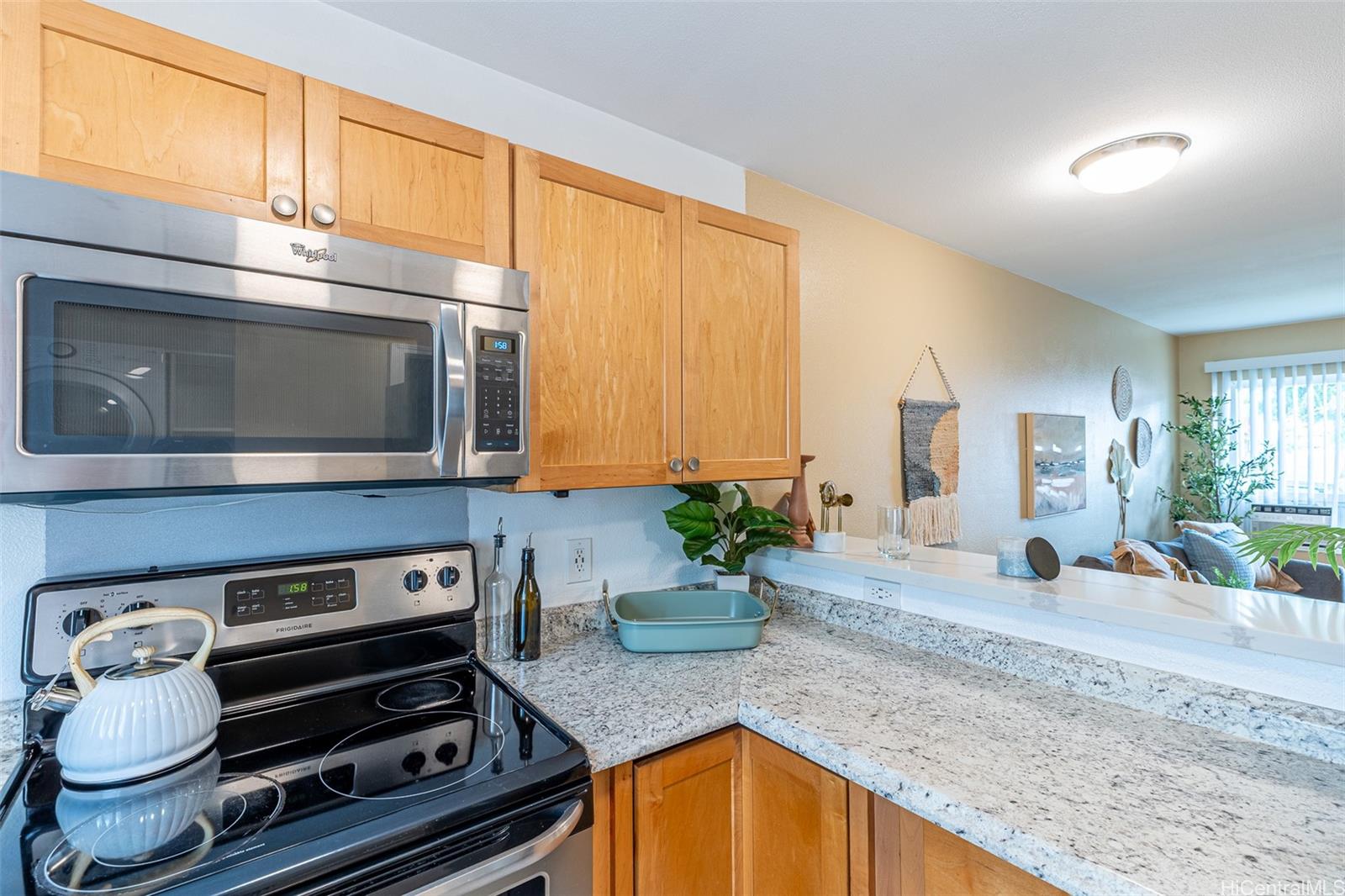 Kulalani Village condo # 17B, Kapolei, Hawaii - photo 5 of 18