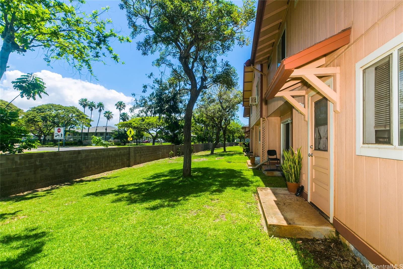 Kulalani Village condo # 6B, Kapolei, Hawaii - photo 3 of 25