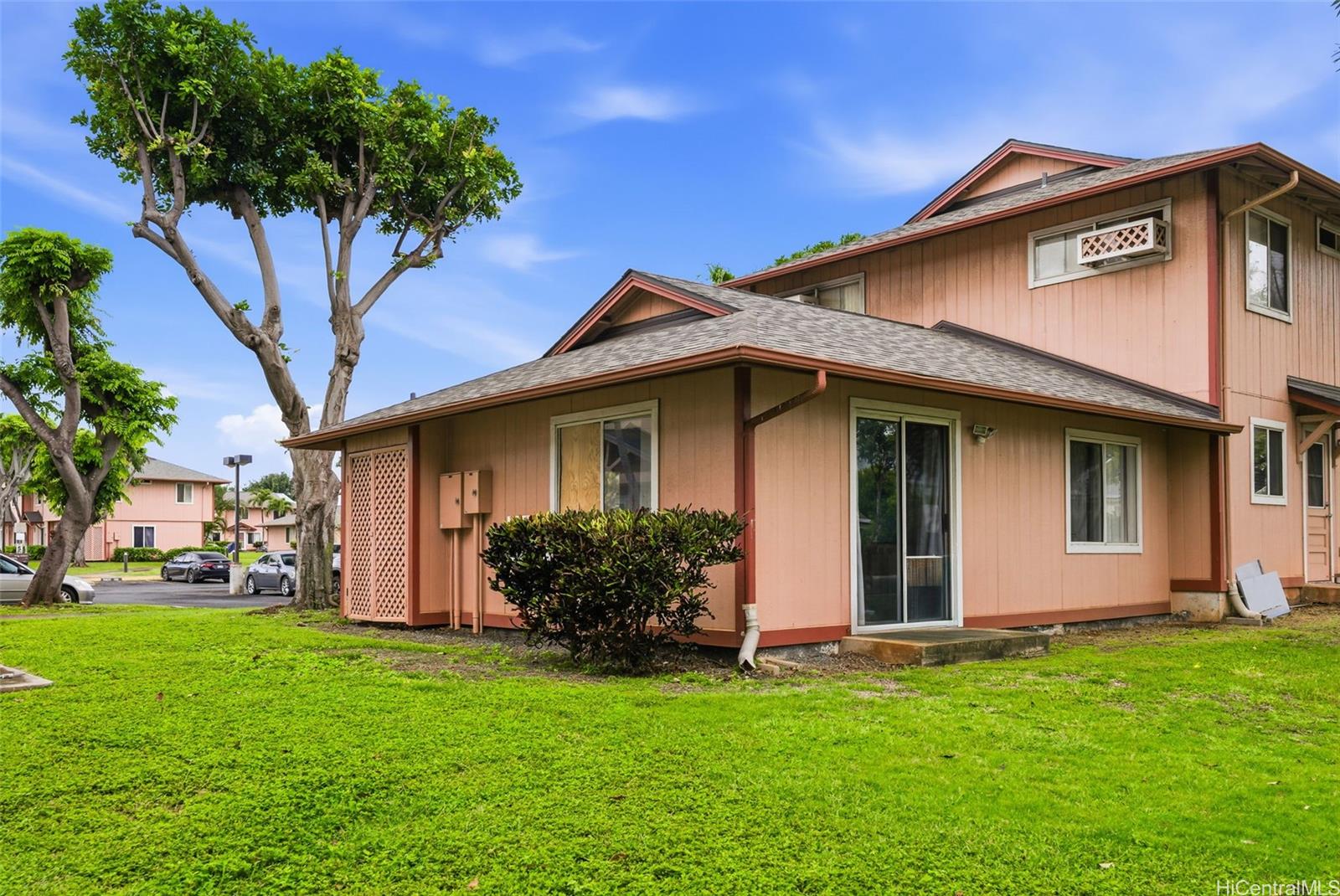 Kulalani Village condo # 6H, Kapolei, Hawaii - photo 3 of 14