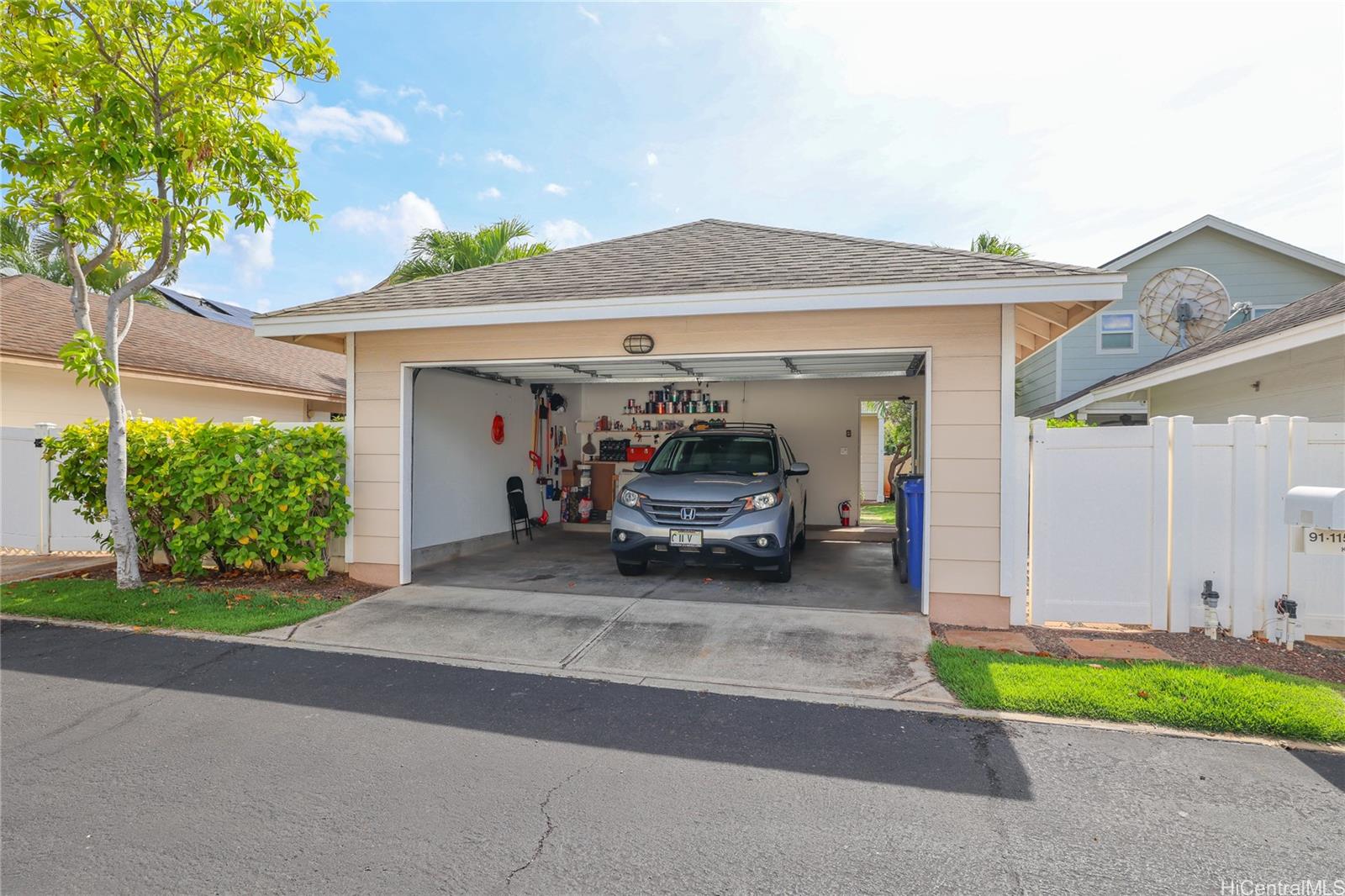 91-1153  Kaileonui Street Ocean Pointe, Ewaplain home - photo 15 of 19