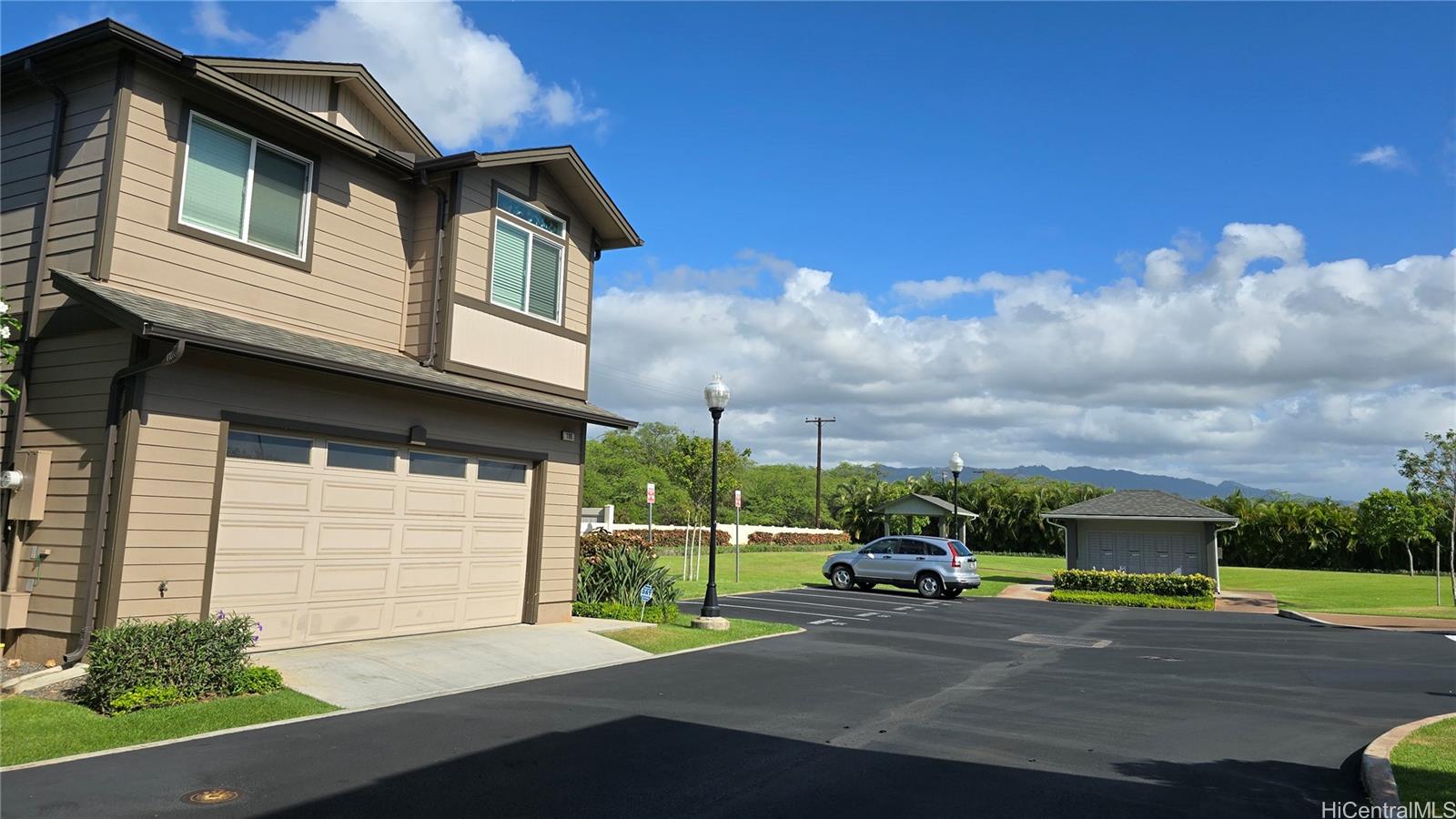 91-1159  Kamakana Street Ewa Gen-seabridge, Ewaplain home - photo 2 of 23