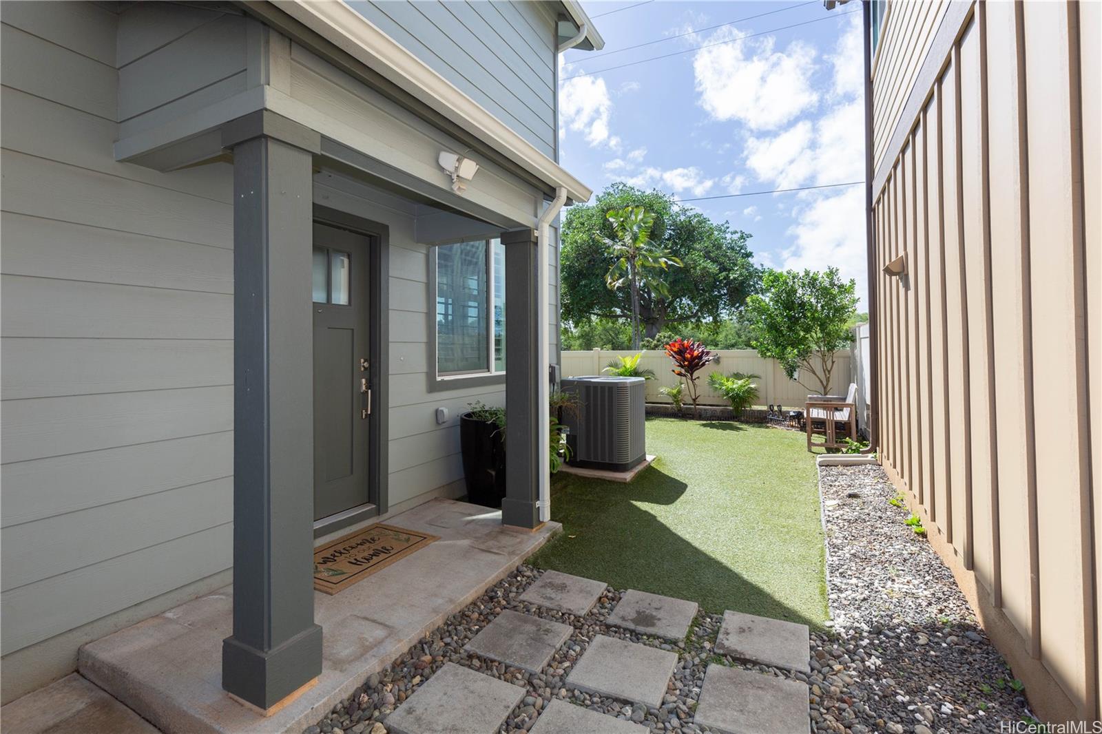 91-1159 Kamakana St Ewa Beach - Rental - photo 2 of 22