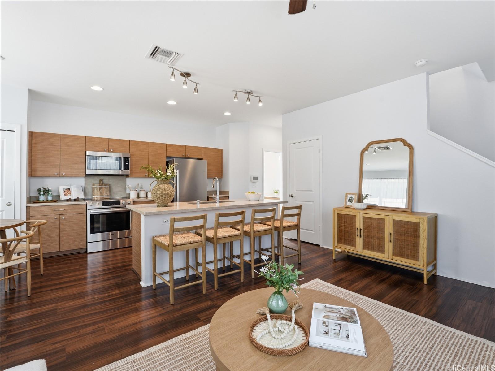 91-1160  Kamakana Street Ewa Gen-seabridge, Ewaplain home - photo 2 of 25