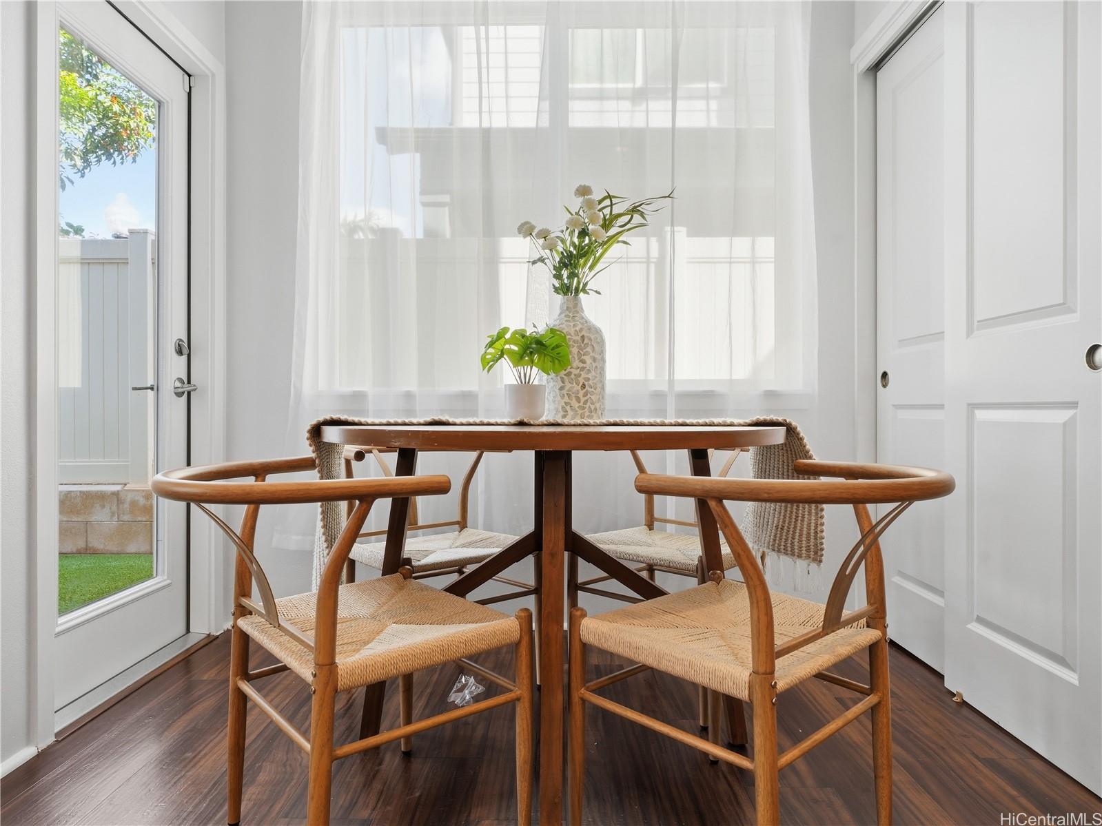 91-1160  Kamakana Street Ewa Gen-seabridge, Ewaplain home - photo 7 of 25