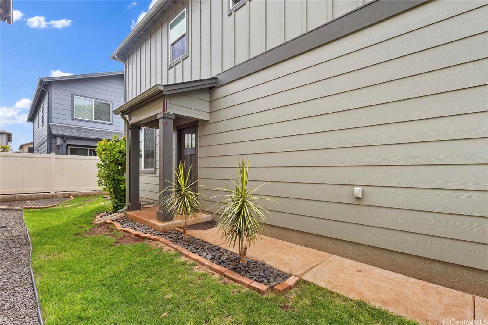 91-1160 Kamakana St Ewa Beach - Rental - photo 4 of 20