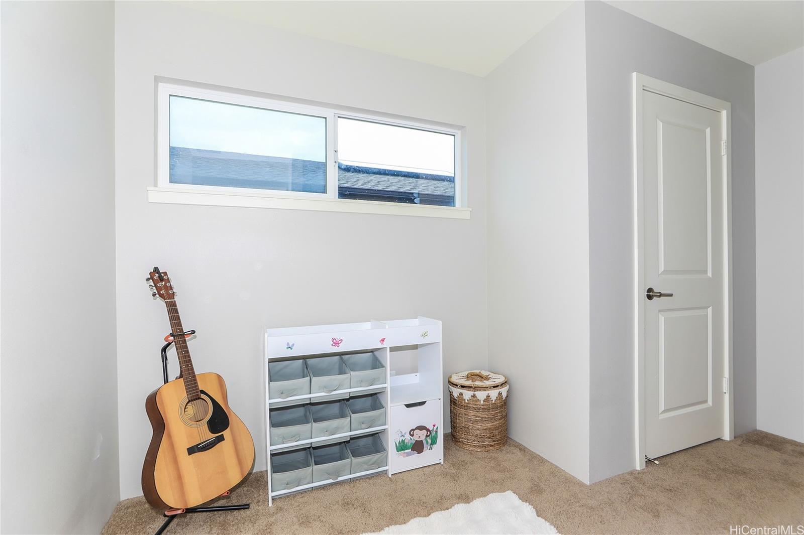 91-1160  Kamakana Street Ewa Gen-seabridge, Ewaplain home - photo 9 of 18