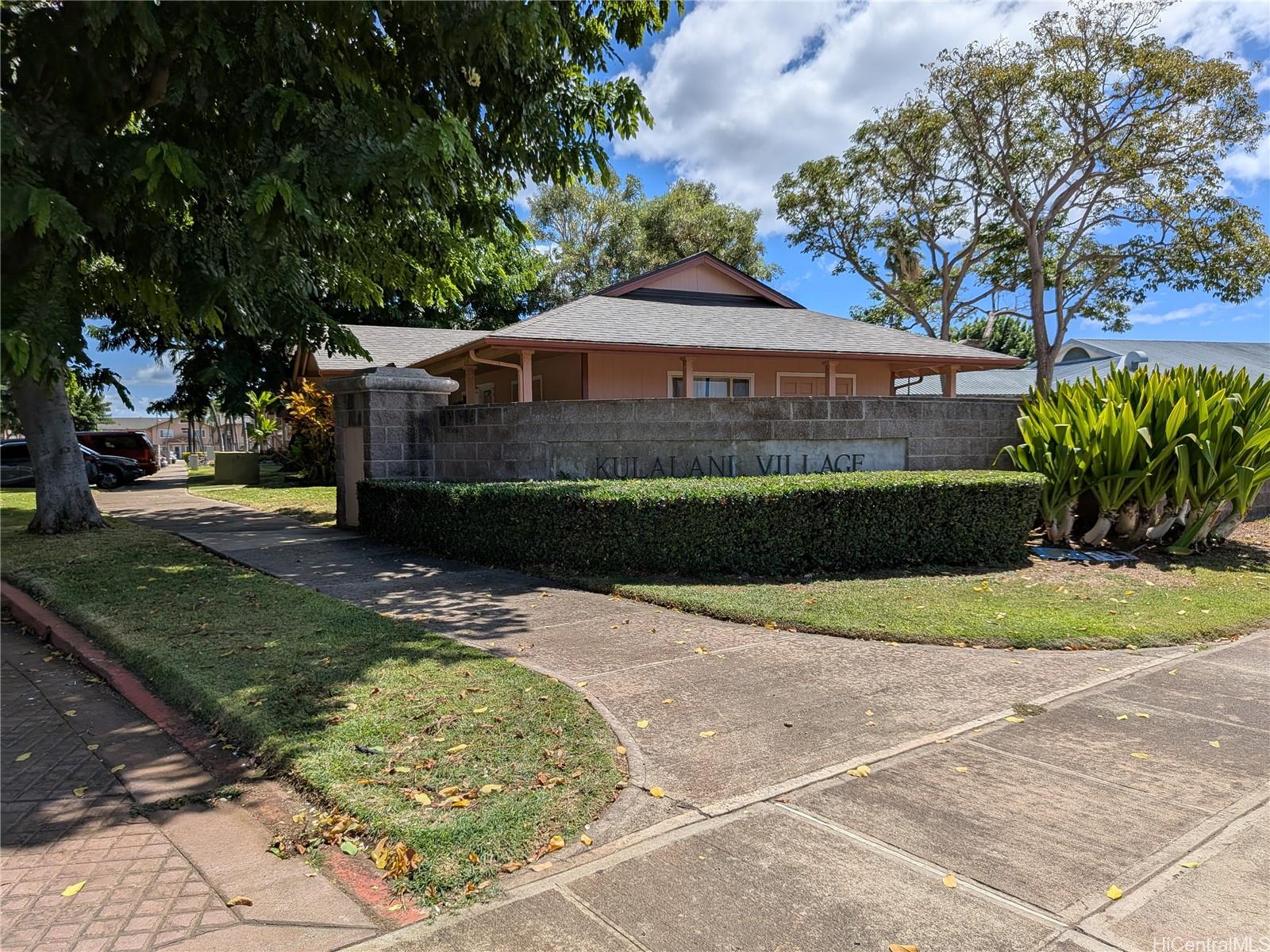 Villages of Kapolei townhouse # 14H, Kapolei, Hawaii - photo 16 of 21