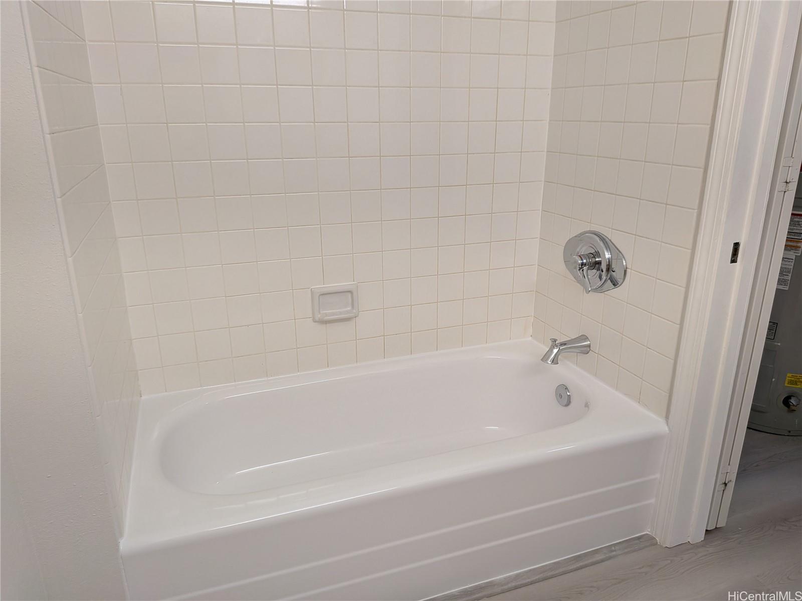 Villages of Kapolei townhouse # 14H, Kapolei, Hawaii - photo 10 of 21