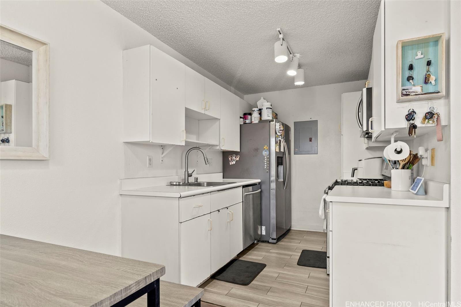 Palm Villas condo # 23A, Ewa Beach, Hawaii - photo 7 of 16