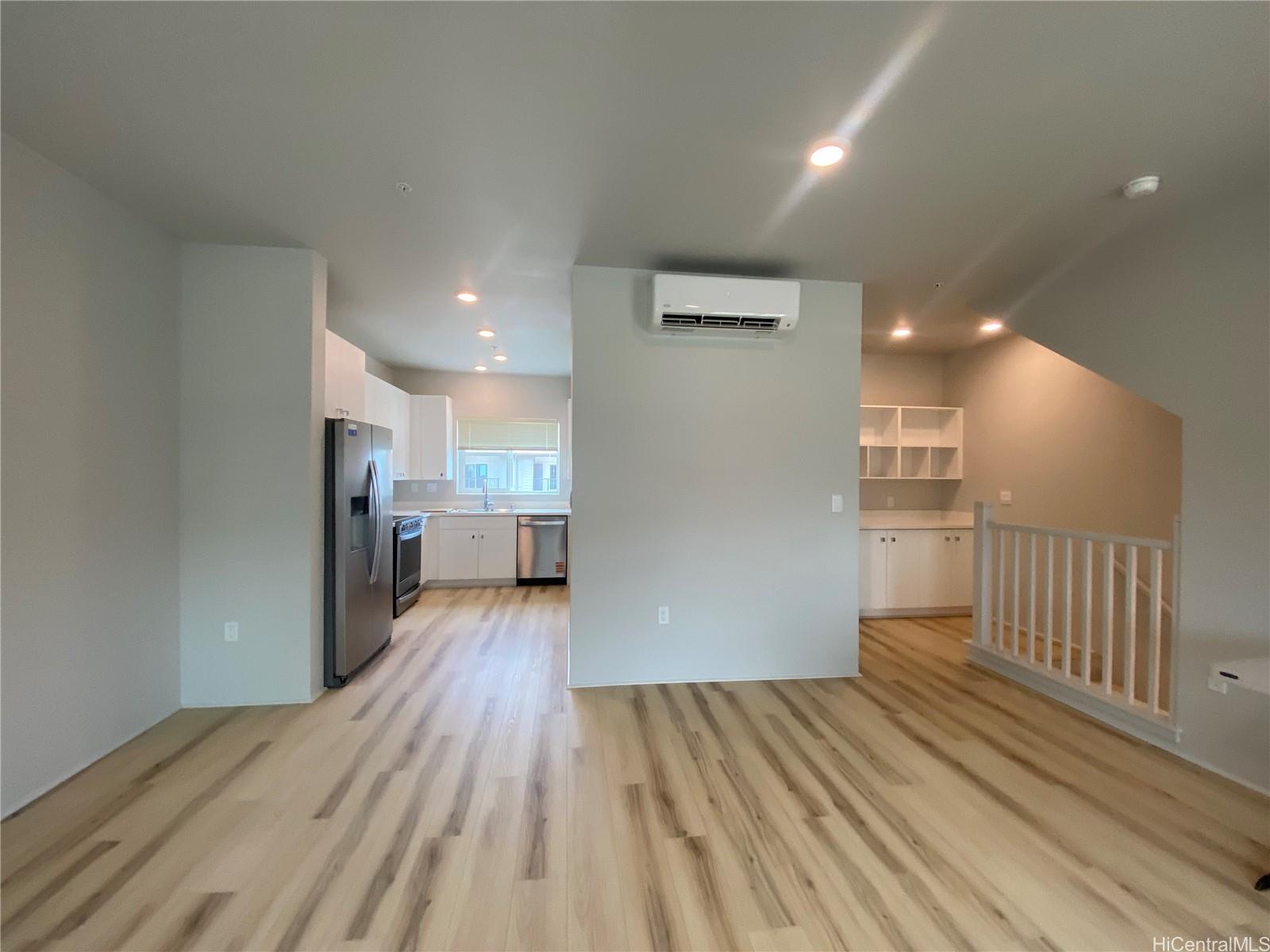 91-1171 Hoonaauao St Kapolei - Rental - photo 3 of 20