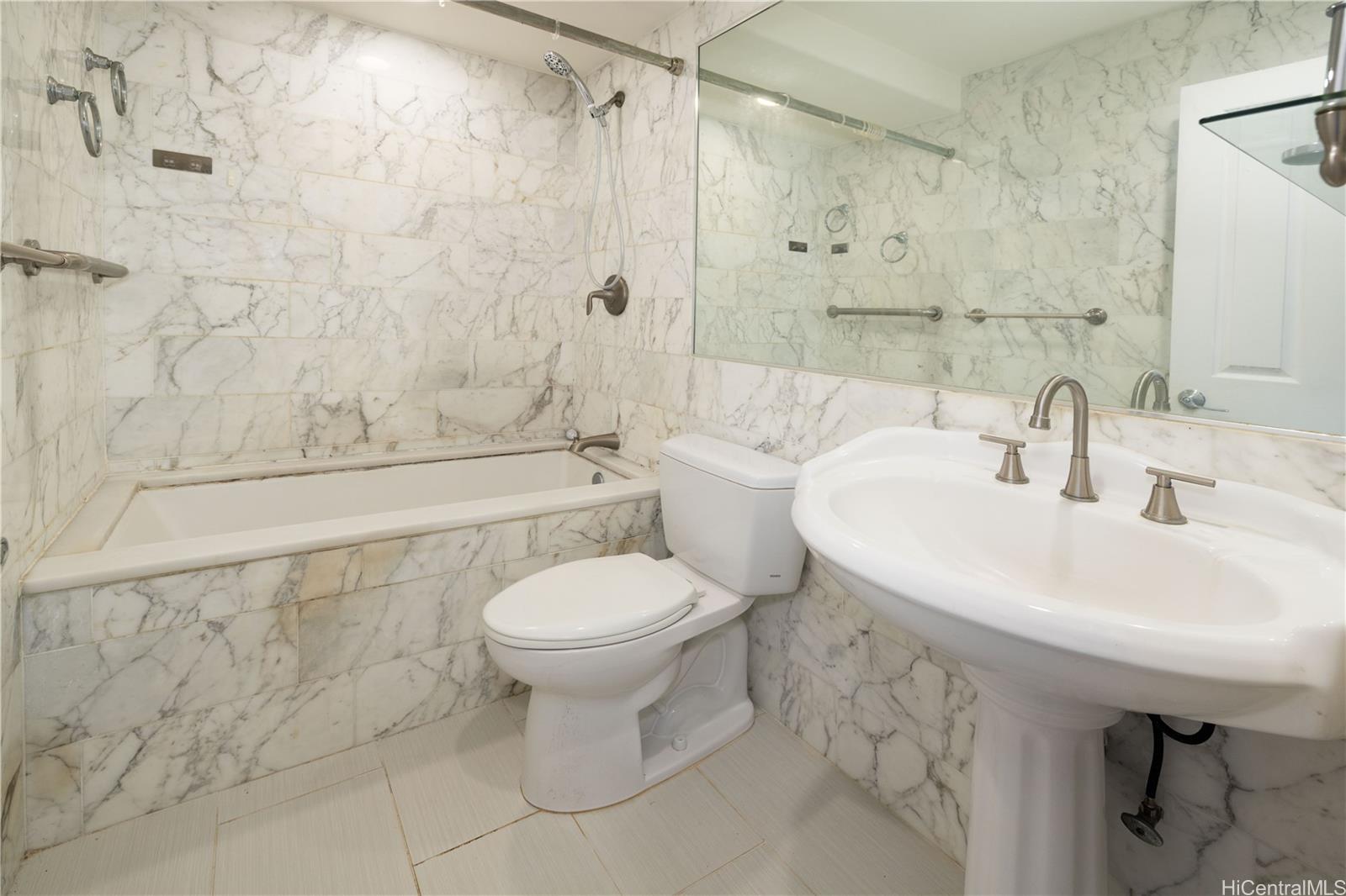 Villages of Kapolei townhouse # 205, Kapolei, Hawaii - photo 13 of 20