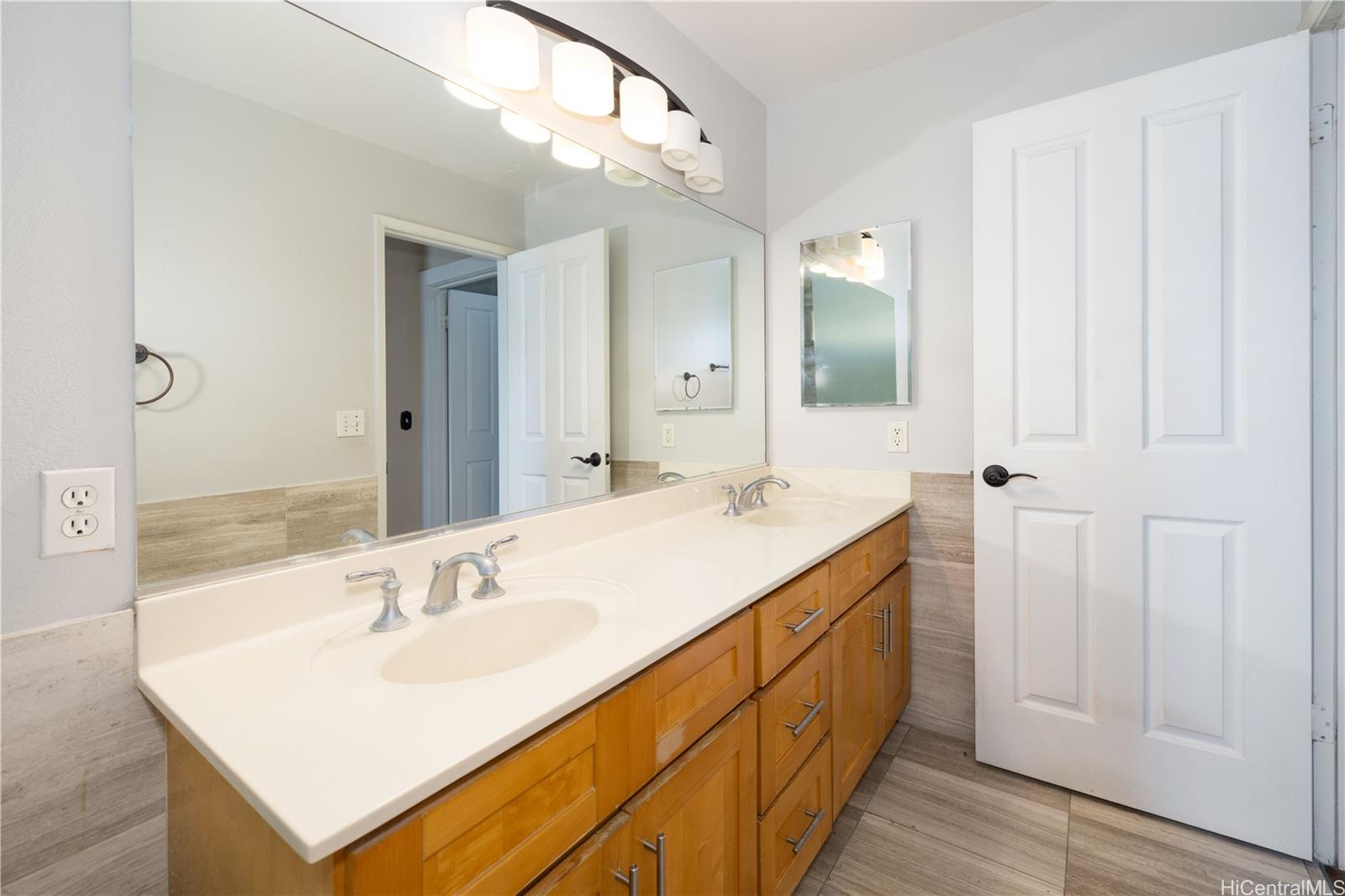 Villages of Kapolei townhouse # 205, Kapolei, Hawaii - photo 19 of 20