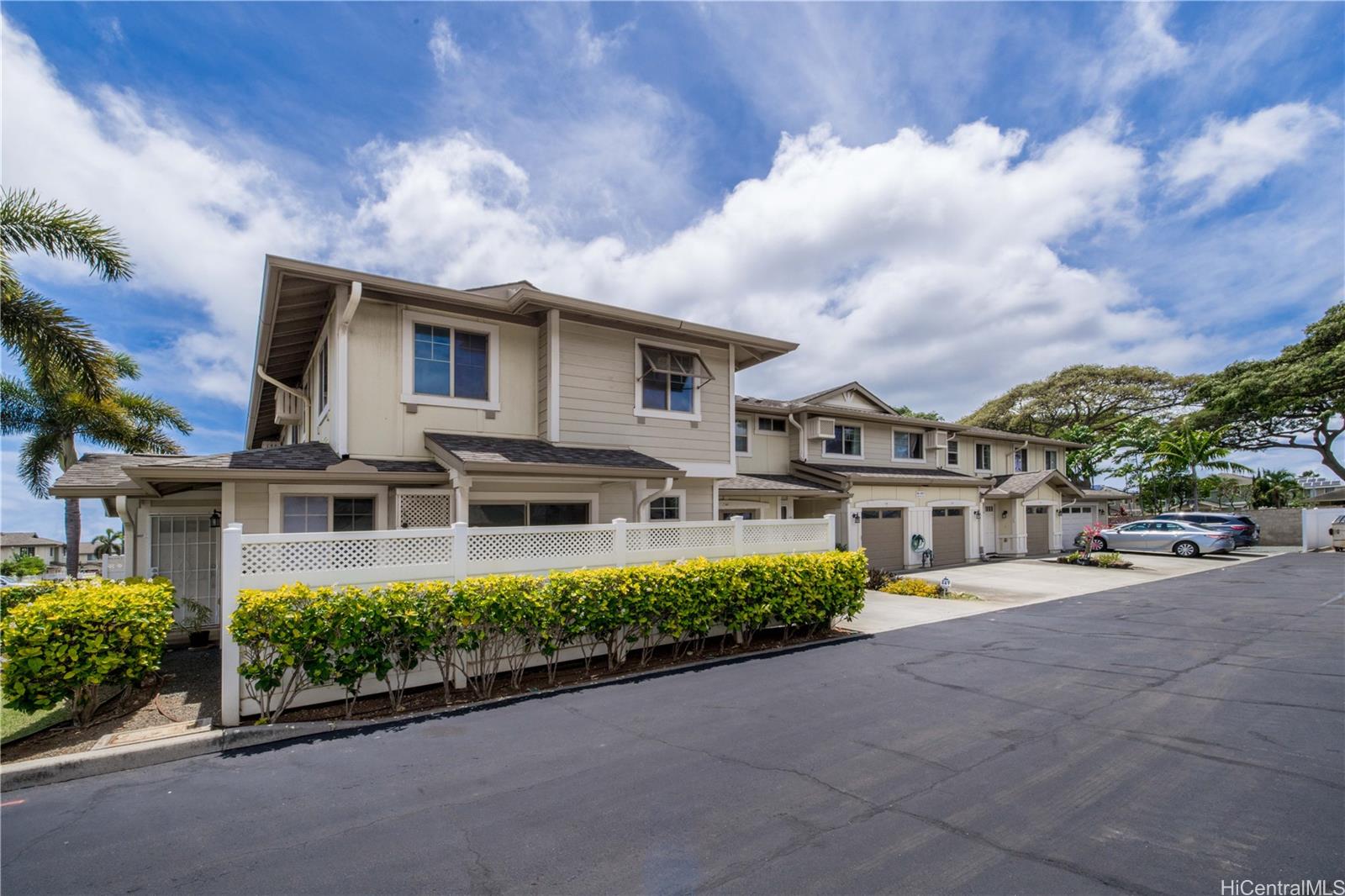 Villages of Kapolei townhouse # 205, Kapolei, Hawaii - photo 3 of 20