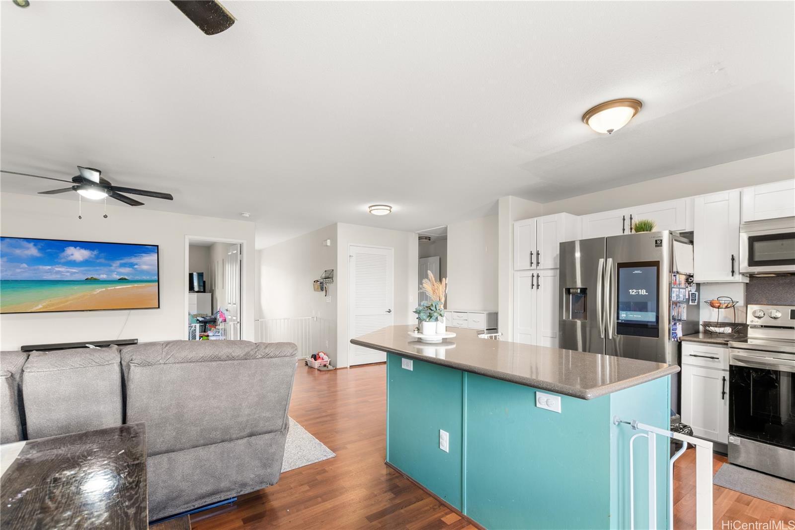 Villages of Kapolei townhouse # 803, Kapolei, Hawaii - photo 7 of 24