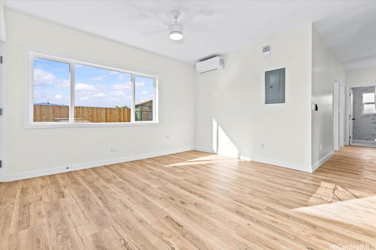 91-1180  Hanaloa Street Ewa Beach, Ewaplain home - photo 3 of 25