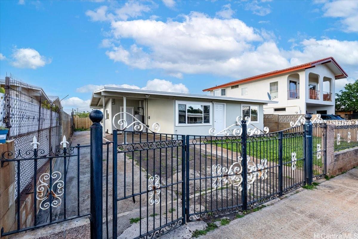 91-1180  Hanaloa Street Ewa Beach, Ewaplain home - photo 22 of 25