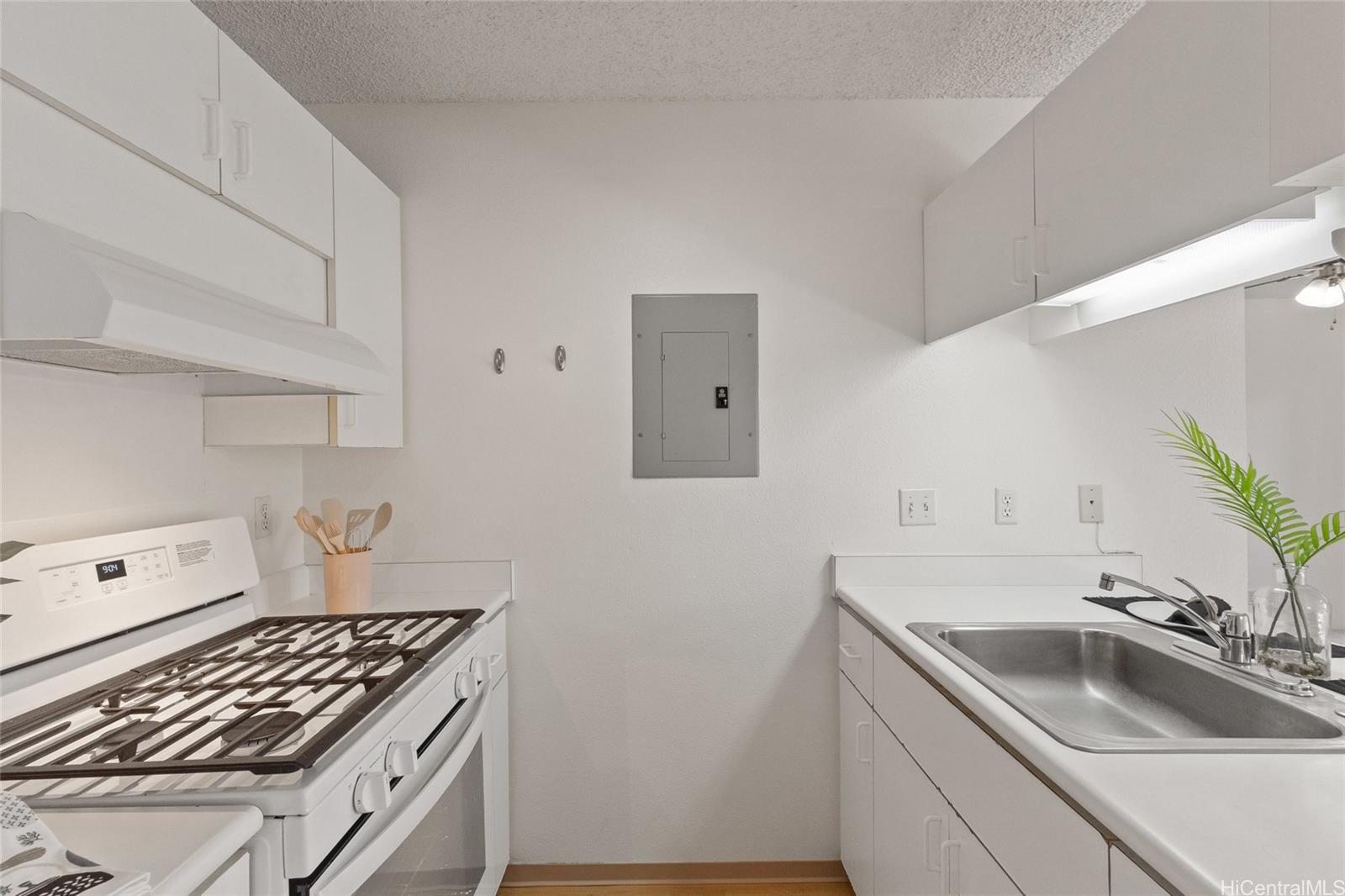 91-1180 Mikohu Street townhouse # 41E, Ewa Beach, Hawaii - photo 7 of 25