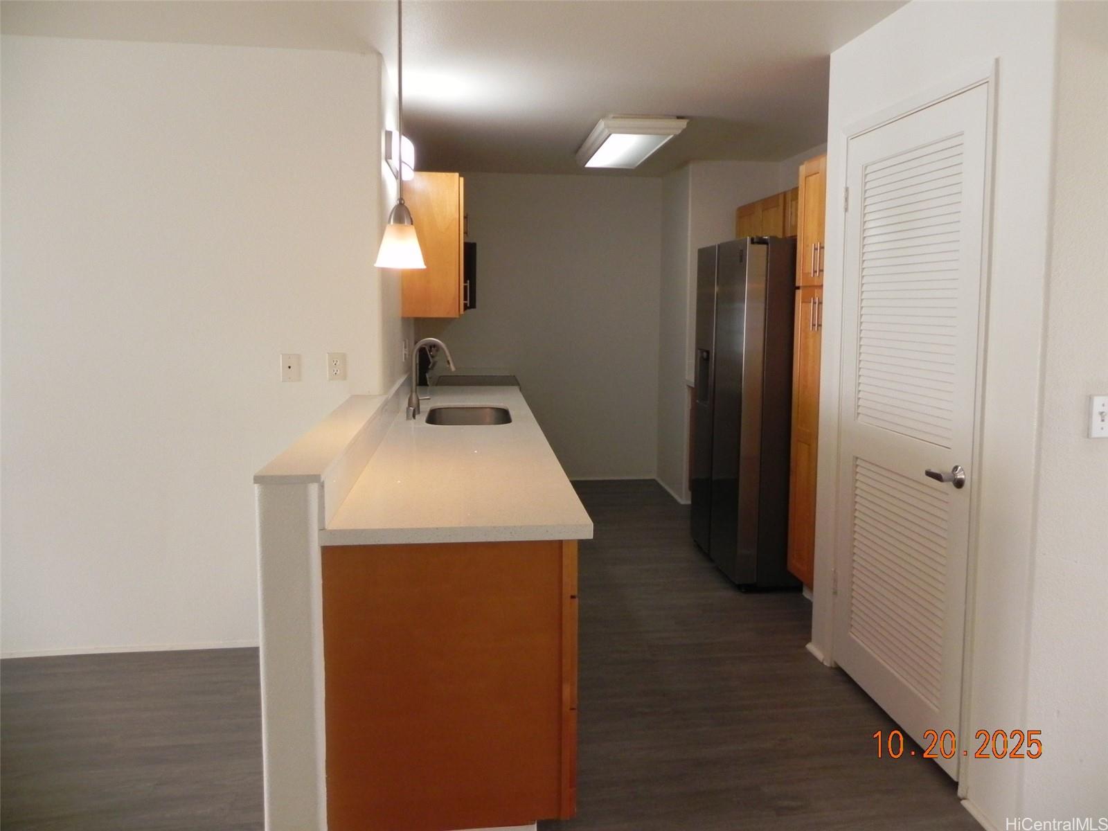 Nohona at Kapolei III condo # 1602, Kapolei, Hawaii - photo 8 of 12