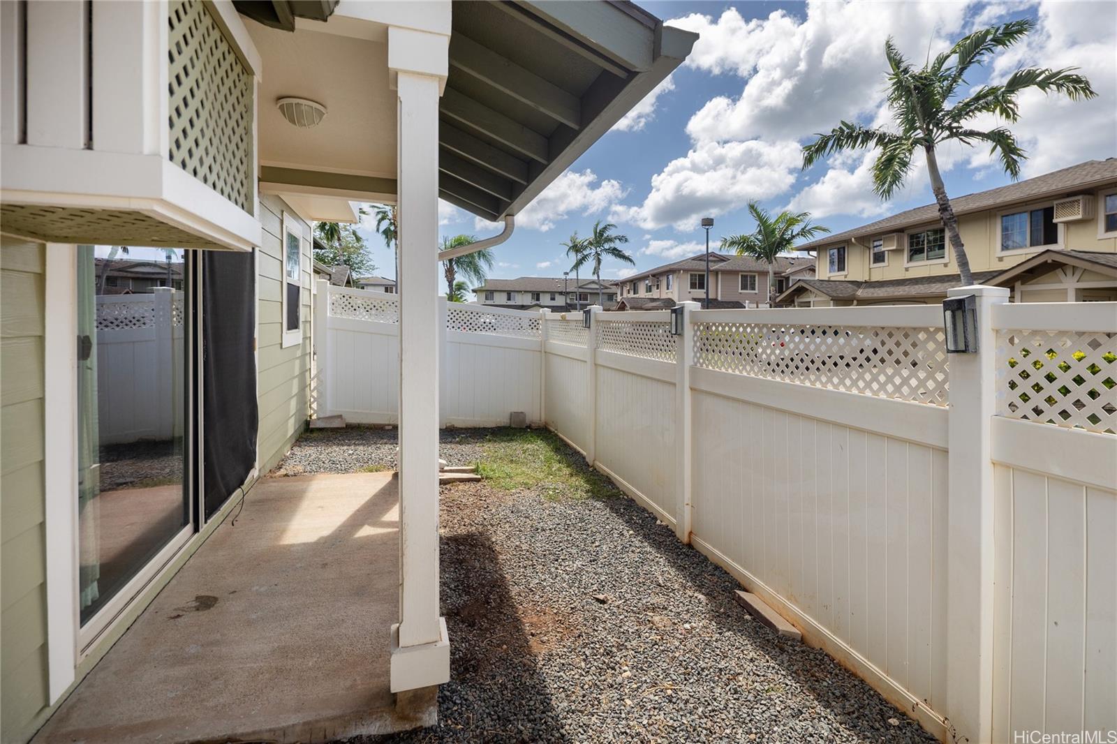 Villages of Kapolei townhouse # 1607, Kapolei, Hawaii - photo 17 of 19