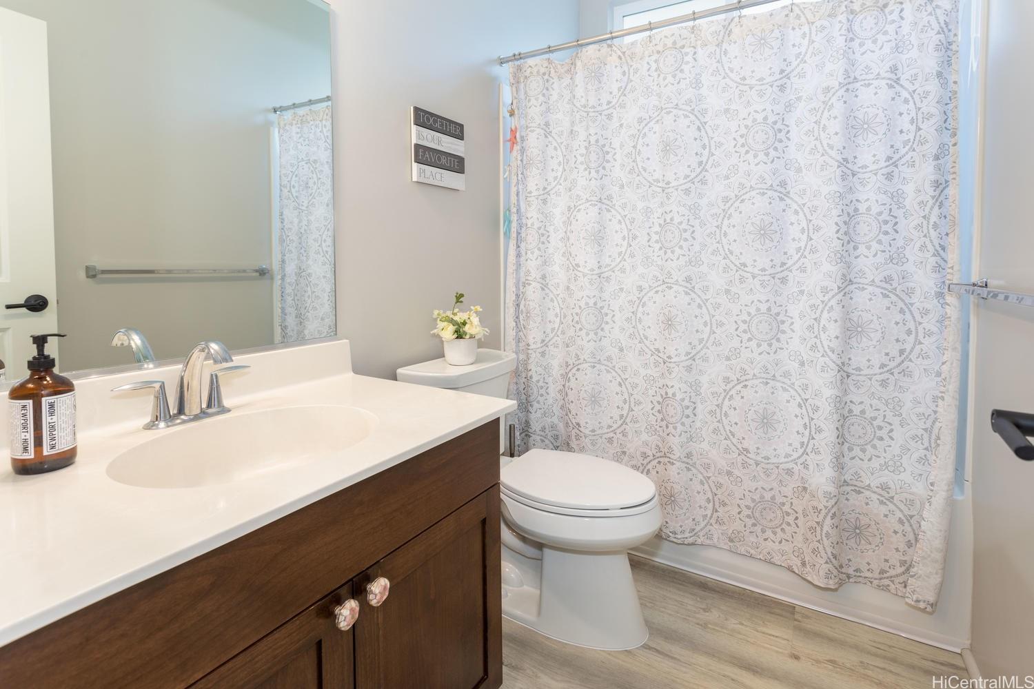 91-1193  Hokua Street Ewa Gen Coral Ridge, Ewaplain home - photo 13 of 25