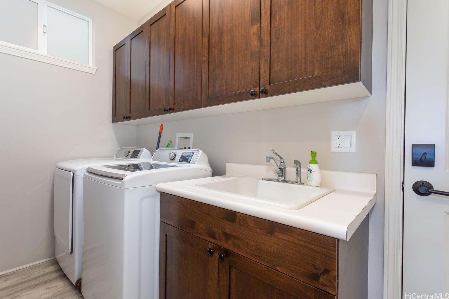 91-1193  Hokua Street Ewa Gen Coral Ridge, Ewaplain home - photo 14 of 25