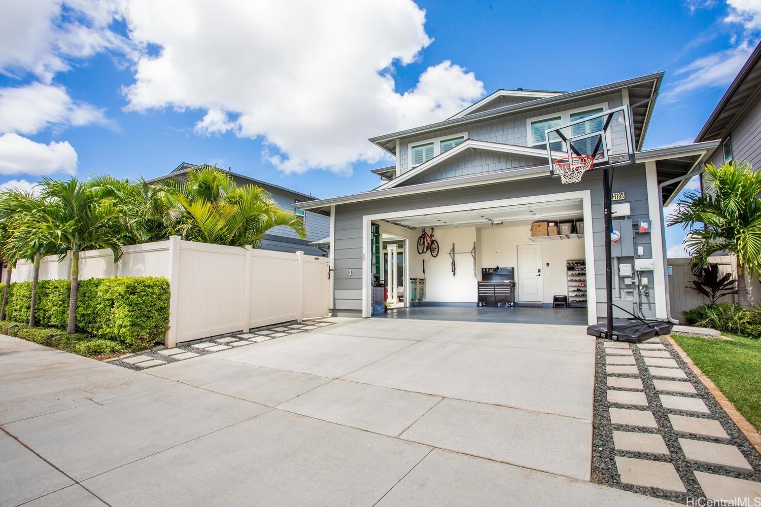 91-1193  Hokua Street Ewa Gen Coral Ridge, Ewaplain home - photo 3 of 25