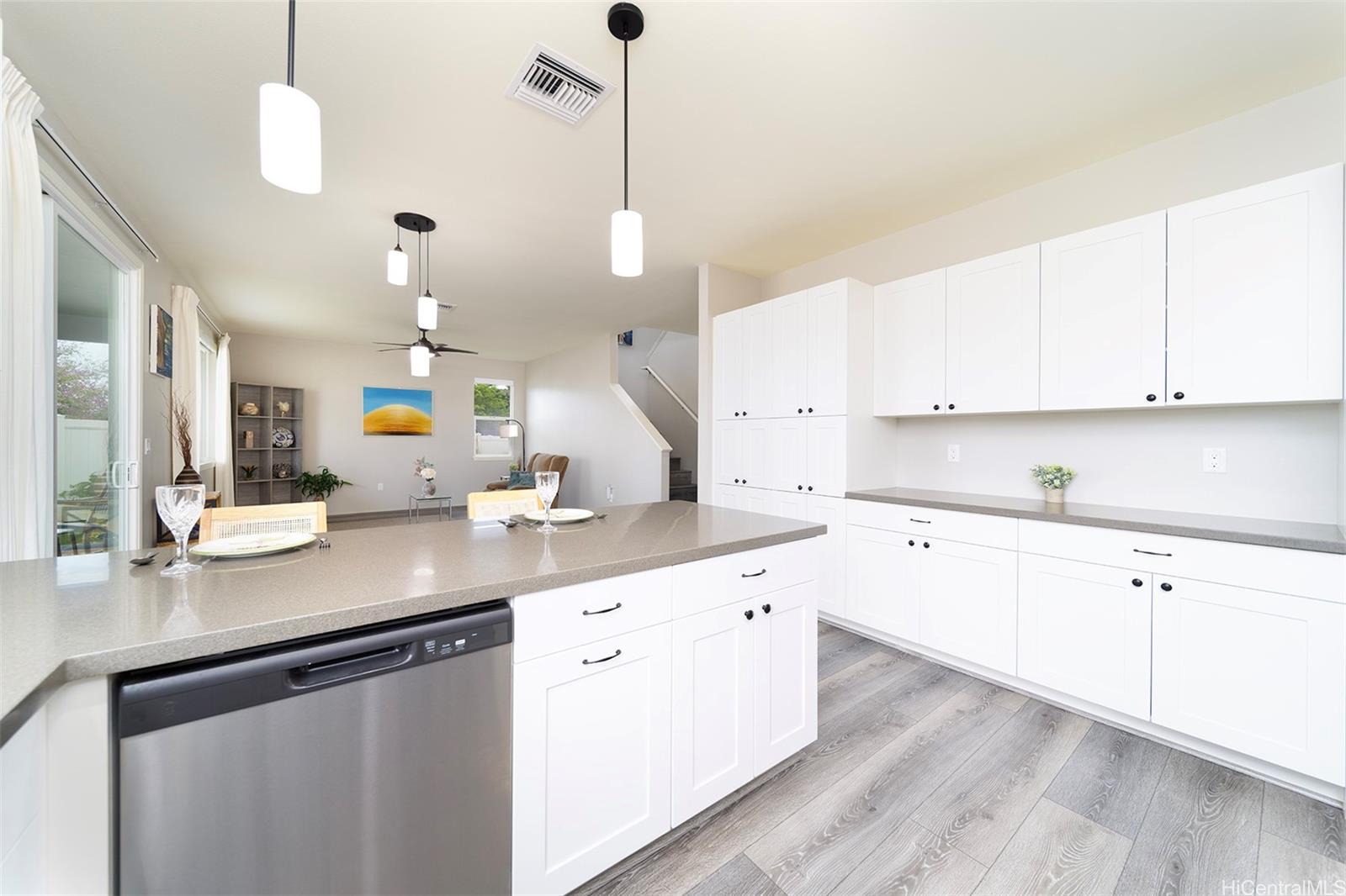 91-1197  Hokukai Street Ewa Gen Coral Ridge, Ewaplain home - photo 12 of 24