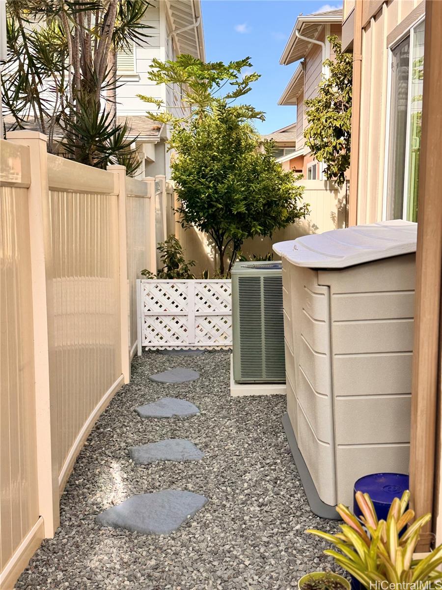 91-1200  Keaunui Drive Ewa Gen Tuscany Ii, Ewaplain home - photo 3 of 9