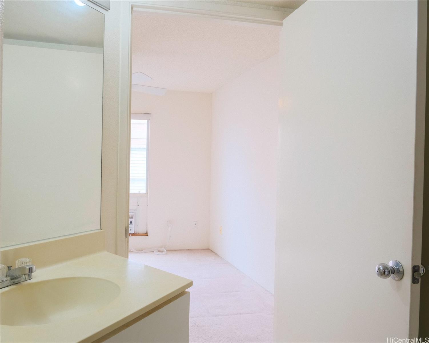 Coronado A condo # 1H, Ewa Beach, Hawaii - photo 12 of 15